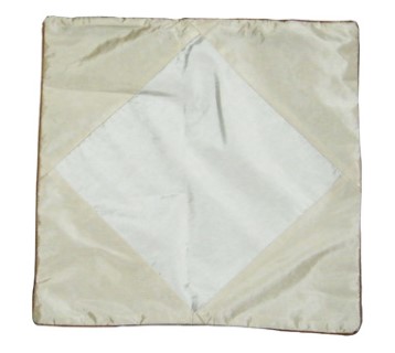 GK1508  Diamond Shape Pillow Cover