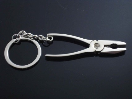 GK2107  Metal Keychains