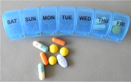 GK2331  Weekly Pill Box